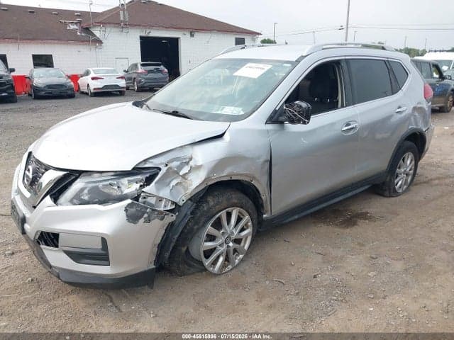 2017 NISSAN ROGUE SV 2