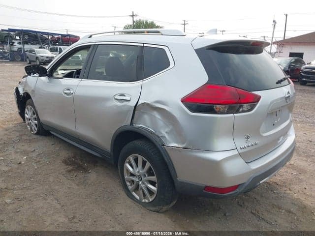 2017 NISSAN ROGUE SV 3