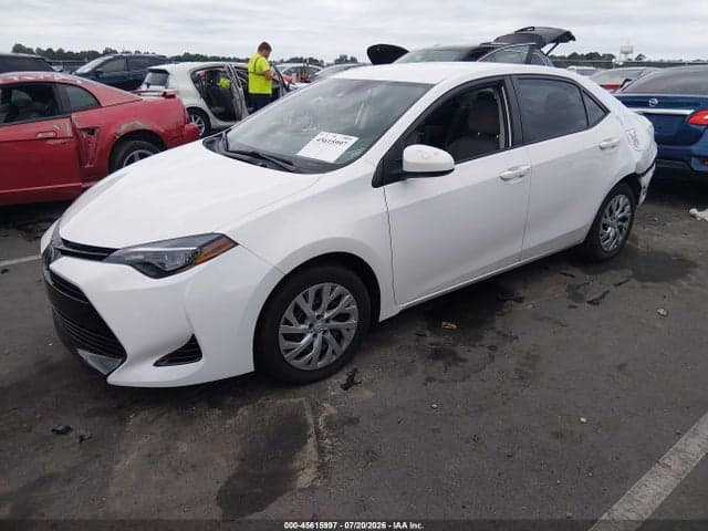 2018 TOYOTA COROLLA LE 2