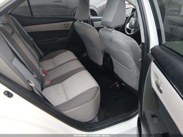 2018 TOYOTA COROLLA LE 8