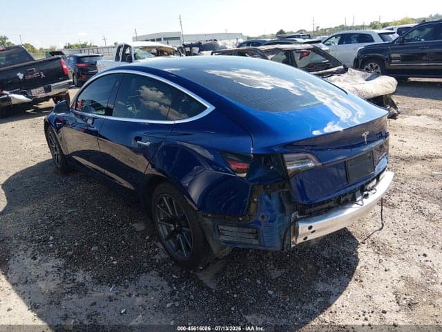 2020 TESLA MODEL 3 LONG RANGE DUAL MOTOR ALL-WHEEL DRIVE 3