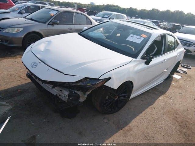 2025 TOYOTA CAMRY SE 2