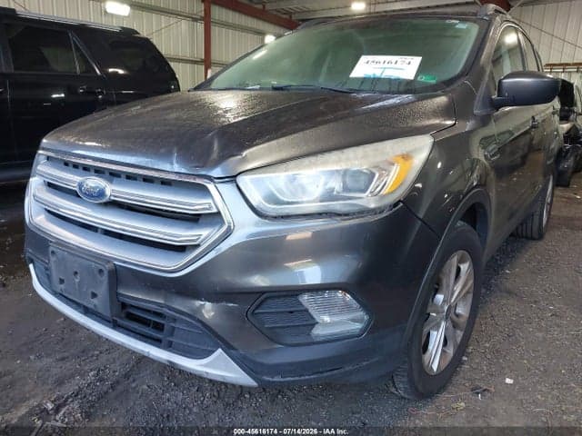 2017 FORD ESCAPE SE 6