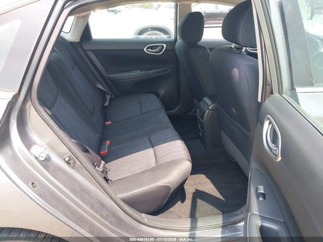 2019 NISSAN SENTRA SV 8