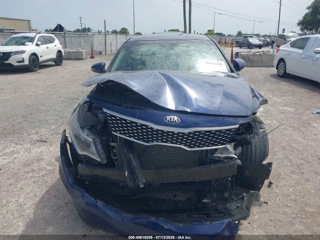 2018 KIA OPTIMA S 12