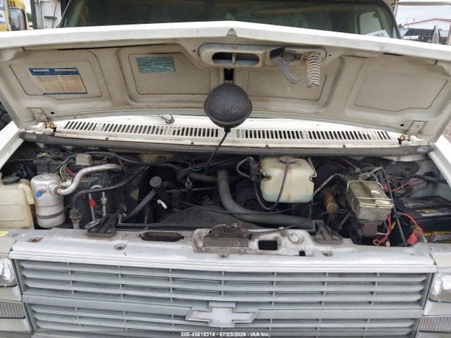 1984 CHEVROLET G30 9
