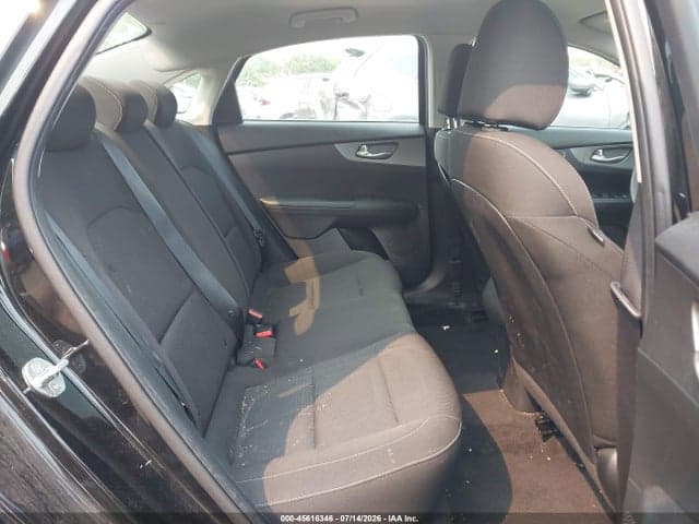2021 KIA FORTE LXS 8