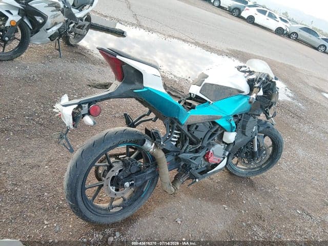 2022 CF MOTO 300NK 4