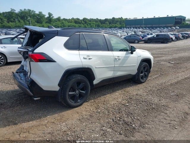 2020 TOYOTA RAV4 HYBRID XSE 4