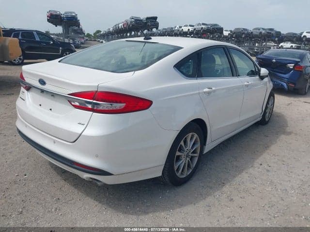 2017 FORD FUSION SE 4