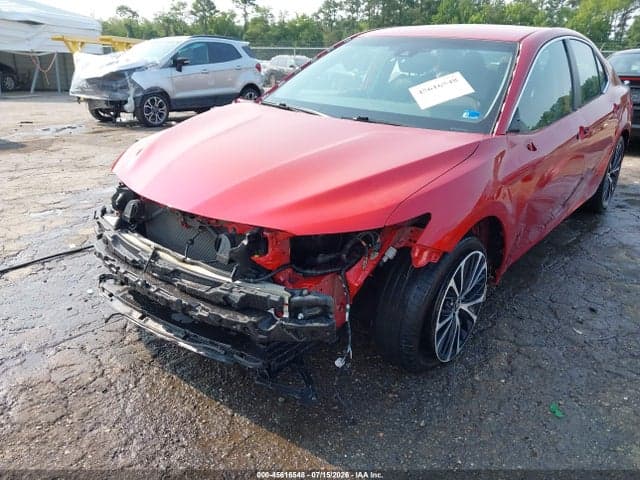 2020 TOYOTA CAMRY SE 6