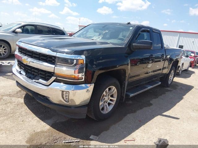 2017 CHEVROLET SILVERADO 1500 LT 2