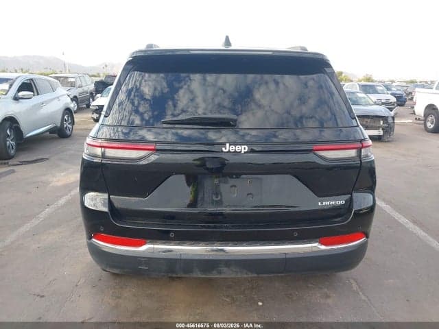 2025 JEEP GRAND CHEROKEE LAREDO X 4X2 17