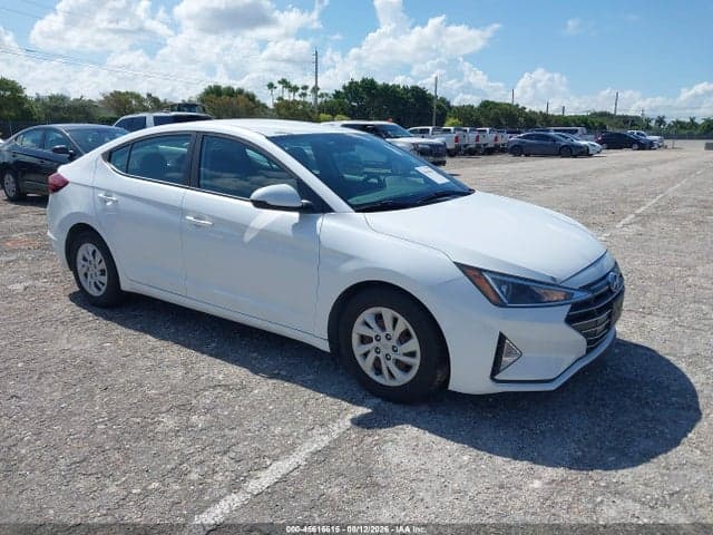 2019 HYUNDAI ELANTRA SE 1