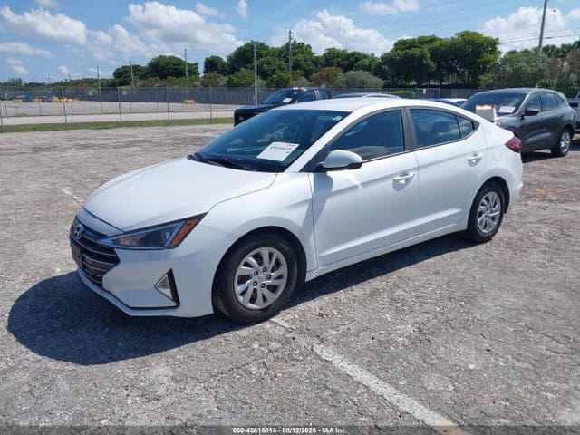 2019 HYUNDAI ELANTRA SE 2