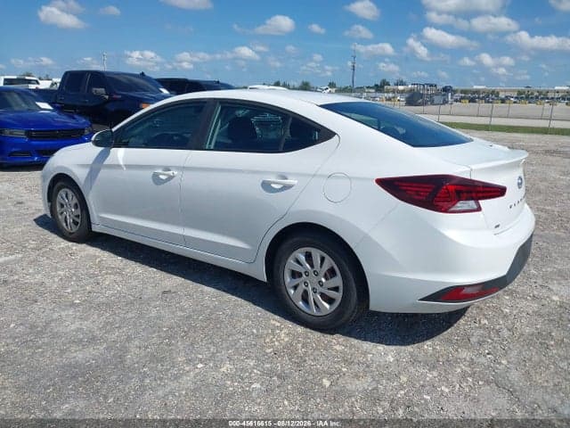 2019 HYUNDAI ELANTRA SE 3