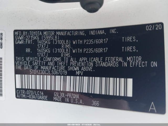 2020 TOYOTA SIENNA XLE 9
