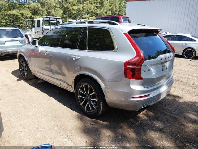 2017 VOLVO XC90 T6 MOMENTUM 3