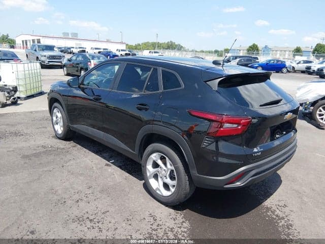 2025 CHEVROLET TRAX FWD LS 3