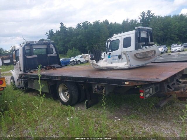 2018 FREIGHTLINER M2 106 18