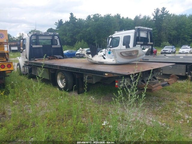 2018 FREIGHTLINER M2 106 3