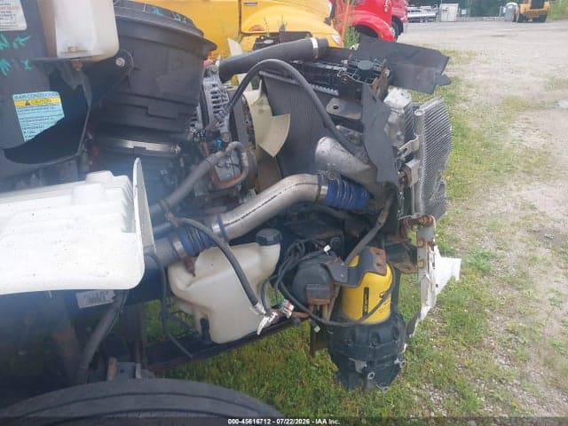 2018 FREIGHTLINER M2 106 21