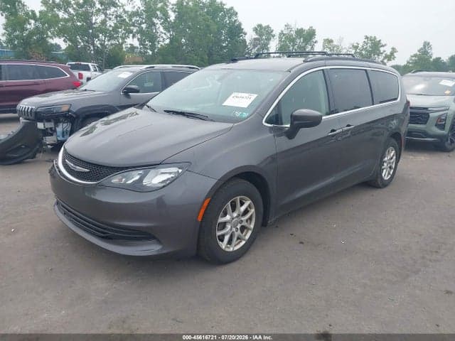 2020 CHRYSLER VOYAGER LXI 2