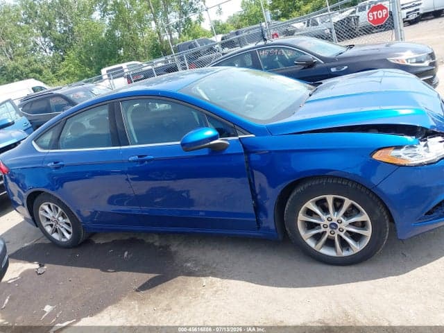 2017 FORD FUSION SE 13
