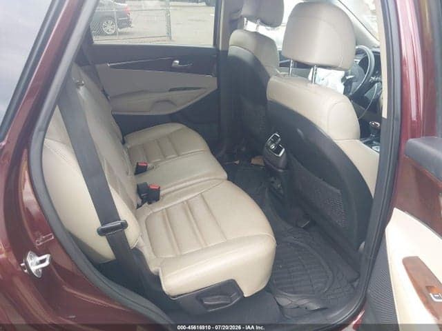 2017 KIA SORENTO 2.4L LX 8