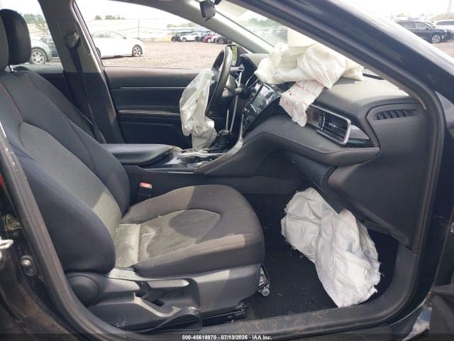 2020 TOYOTA CAMRY LE HYBRID 5