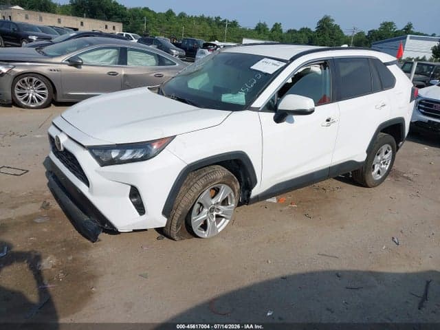 2021 TOYOTA RAV4 XLE 2