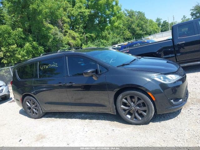 2018 CHRYSLER PACIFICA TOURING PLUS 13