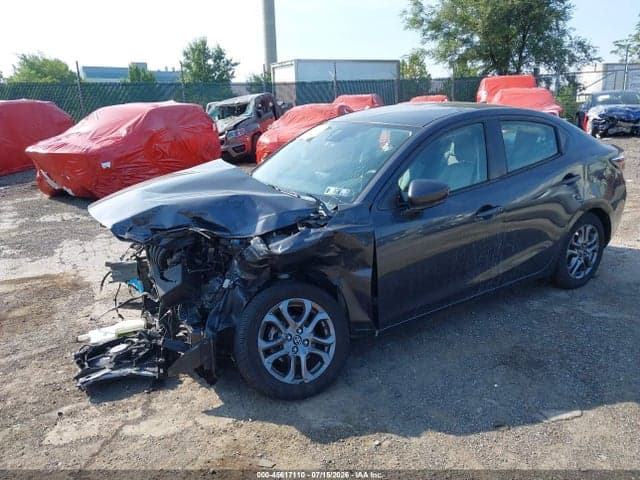 2019 TOYOTA YARIS LE 2