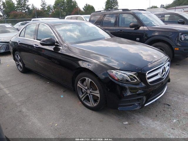 2017 MERCEDES-BENZ E 300 1