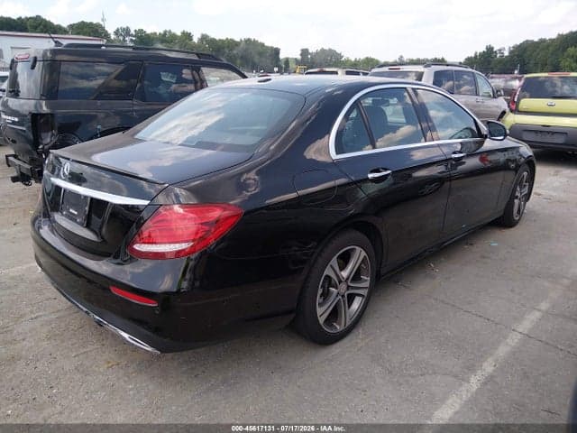 2017 MERCEDES-BENZ E 300 4