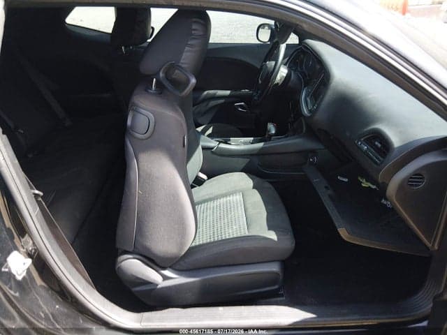 2019 DODGE CHALLENGER SXT 5