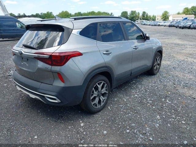2021 KIA SELTOS EX 4