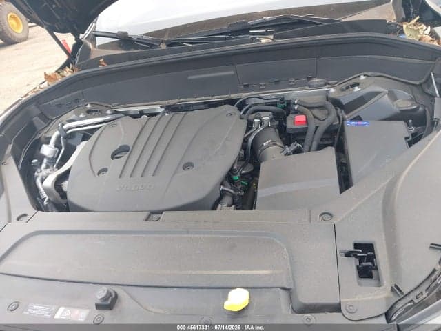 2025 VOLVO XC90 B5 CORE 10
