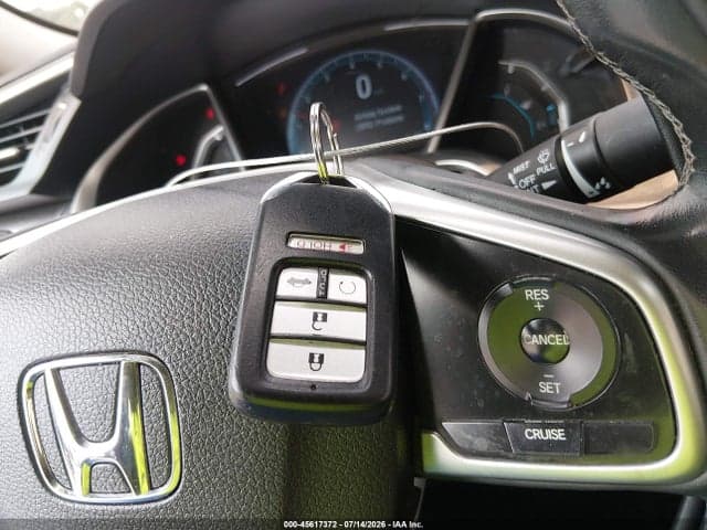 2018 HONDA CIVIC EX-L 11