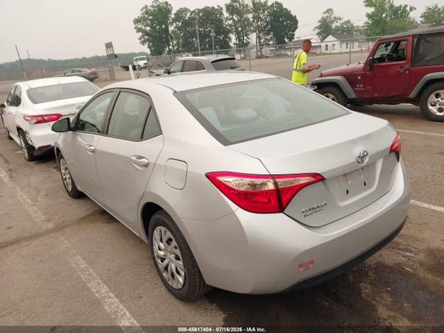 2018 TOYOTA COROLLA LE 4