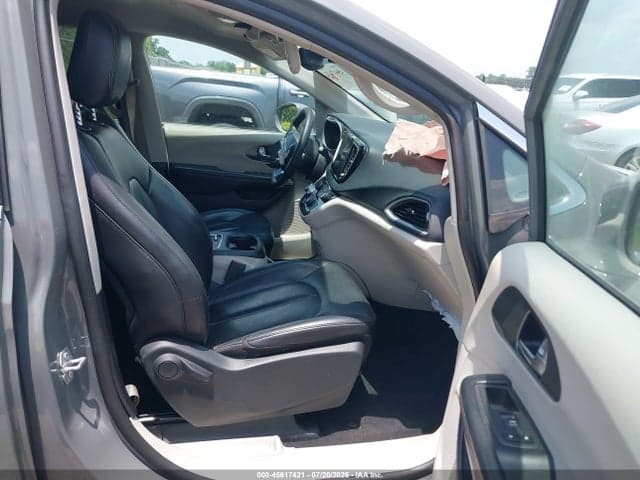 2022 CHRYSLER PACIFICA TOURING L 5