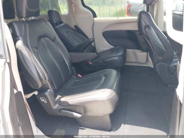 2022 CHRYSLER PACIFICA TOURING L 8
