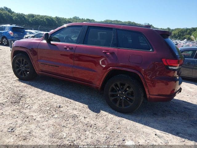 2017 JEEP GRAND CHEROKEE ALTITUDE 3