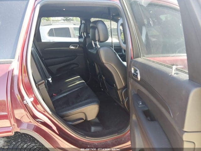 2017 JEEP GRAND CHEROKEE ALTITUDE 8