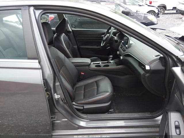 2019 NISSAN ALTIMA 2.5 SR 5