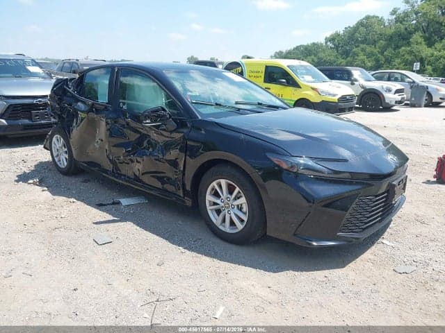 2026 TOYOTA CAMRY LE 1