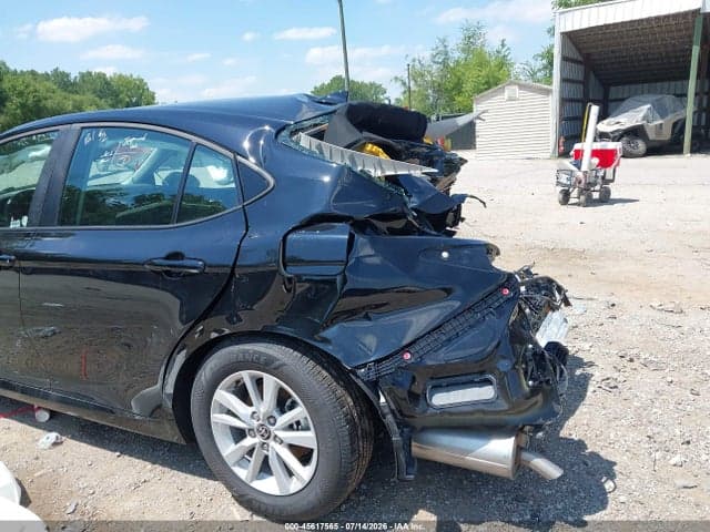 2026 TOYOTA CAMRY LE 21