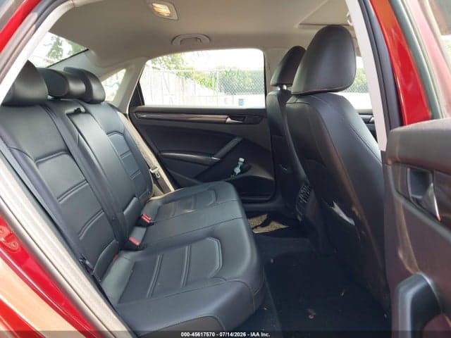 2020 VOLKSWAGEN PASSAT 2.0T R-LINE 8