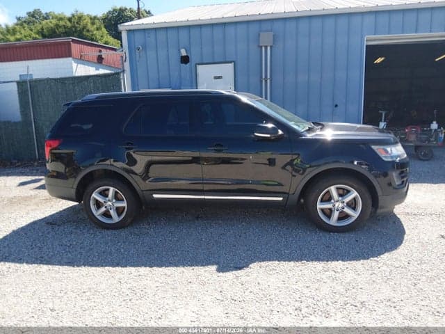 2017 FORD EXPLORER XLT 13
