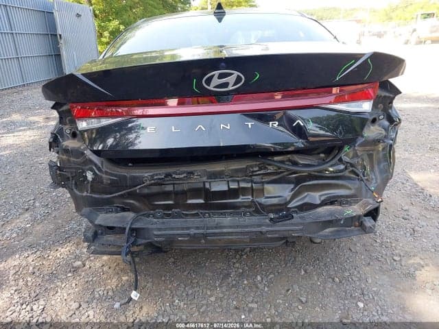 2024 HYUNDAI ELANTRA SEL 6